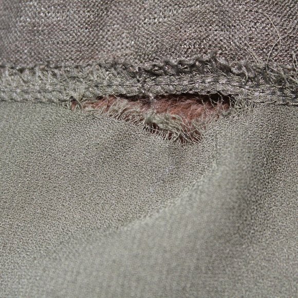 Banana Republic Women's Olive Green Short Sleeve Sheer Ruffle Tee ~M~ - Picture 9 of 9